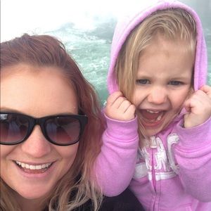 Meet your Posher, Cami